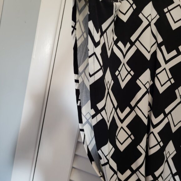 White House Black Market Women's Dress Medium Black & White Tie Belt NWT - Picture 5 of 6